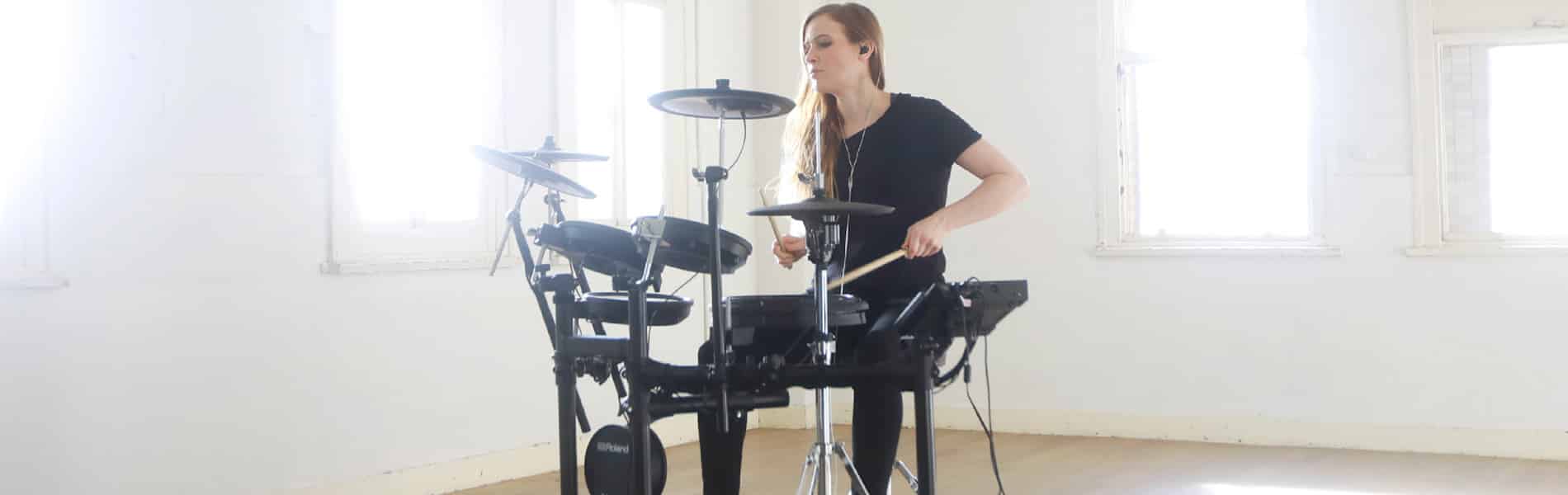 Read more about the article Roland TD-17 Electronic Drum Kits