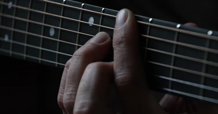 Read more about the article A Beginner’s Guide to Bar Chords