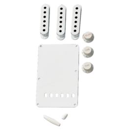 Fender Vintage-Style Stratocaster® Accessory Kit – White
